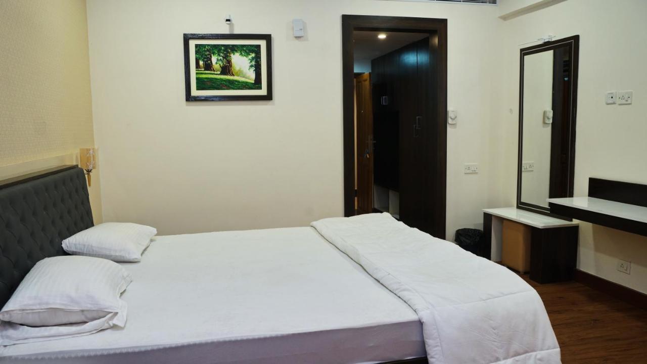 Hotel Malayalee Club Chennai Exterior foto